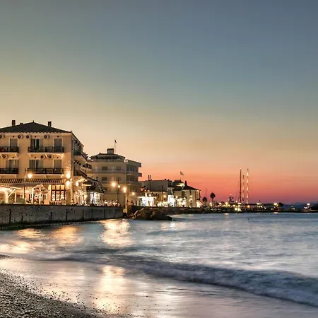 Aurora - Rooms & Suites - Spetses Exterior photo
