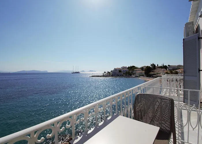 Aurora - Rooms & Suites - Spetses