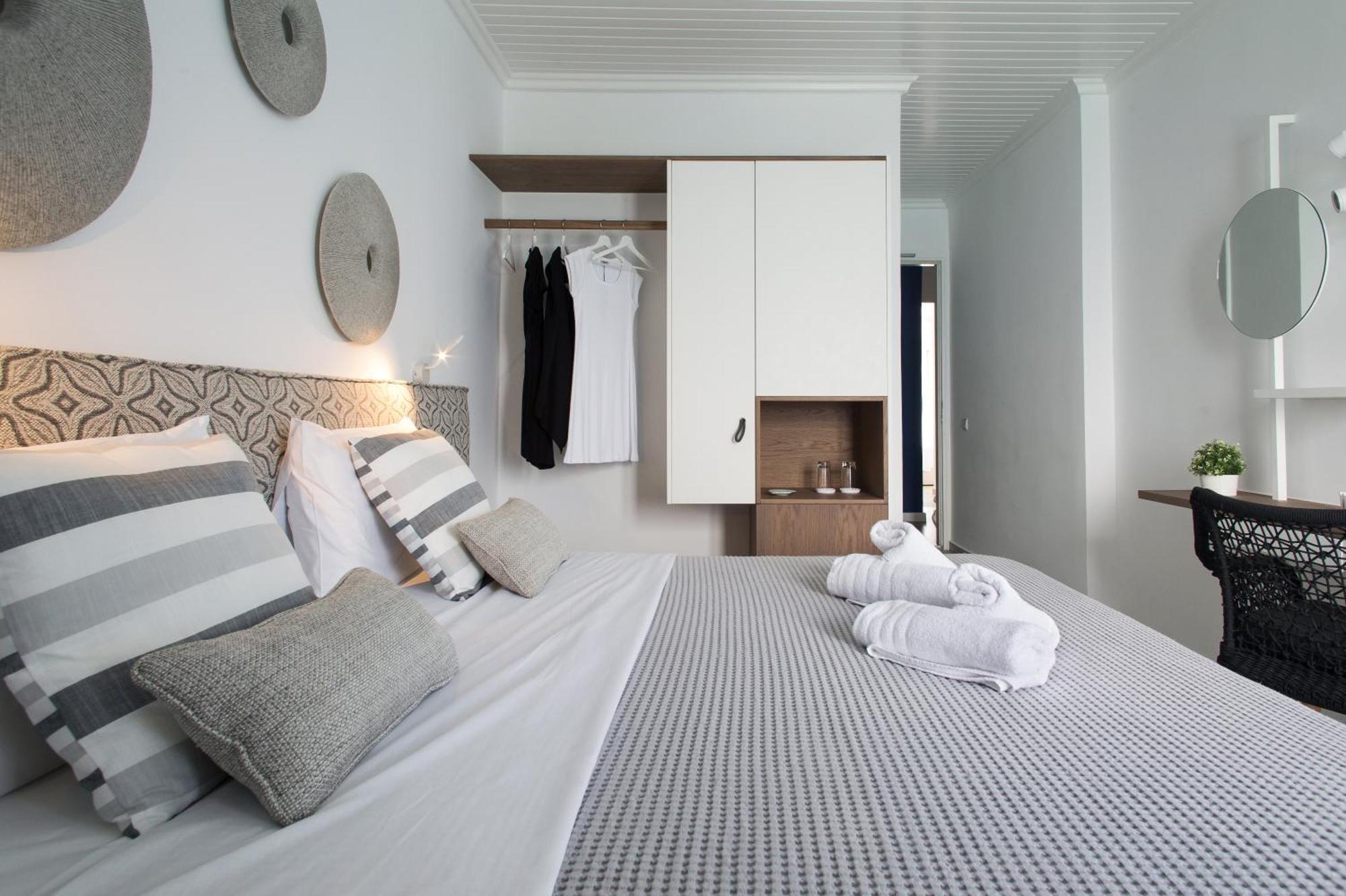 Aurora - & - Apartment *