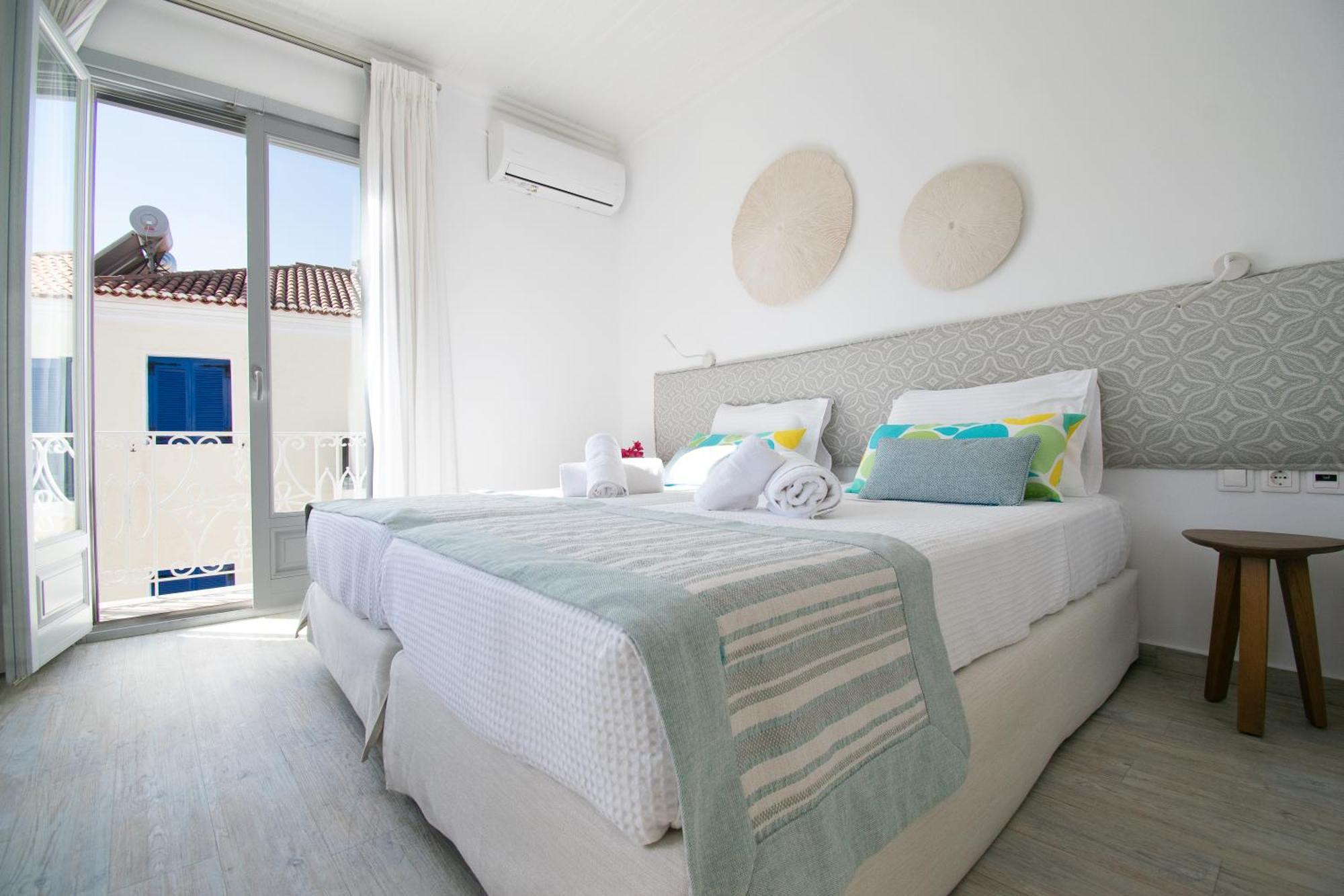 Aurora - & - Apartment Spetses Town
